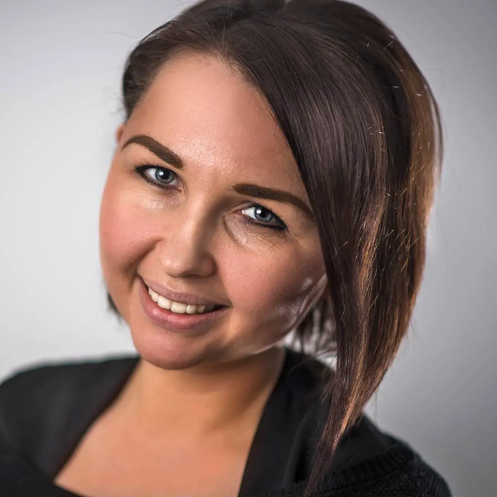 Dr Izabela Piotrowska Smiles Dental Dr Izabela Piotrowska Smiles Dental
