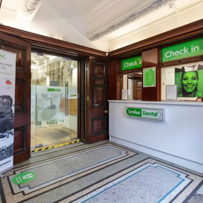 Smiles Dental Dublin 1 O'Connell Street check in.1