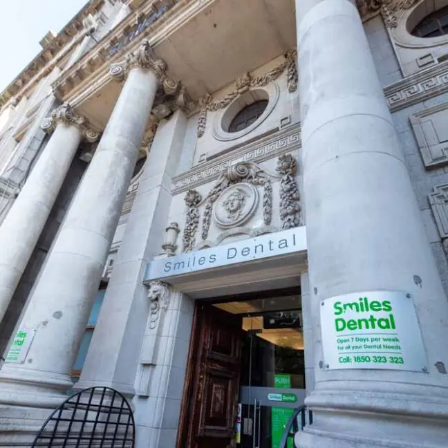Smiles Dental Dublin 1 O'Connell Street clinic front.0
