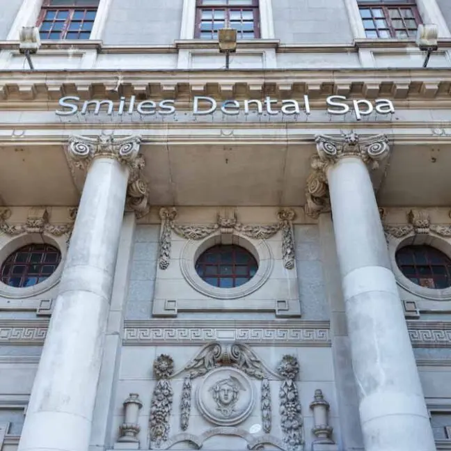 Smiles Dental Dublin 1 O'Connell Street clinic front 2.6