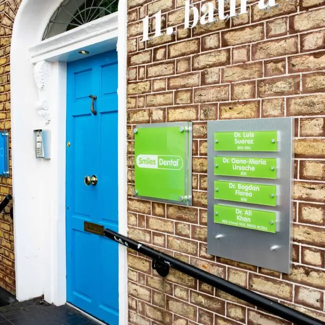 Smiles Dental Dublin Ballsbridge Bath Avenue, front 2.4