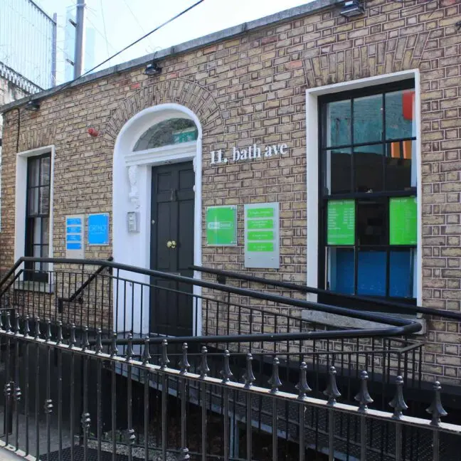 Smiles Dental Dublin Ballsbridge Bath Avenue, front 4.7