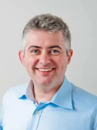 Dr John O’Mahony, Smiles Dental Dublin Ballsbridge Bath Avenue.